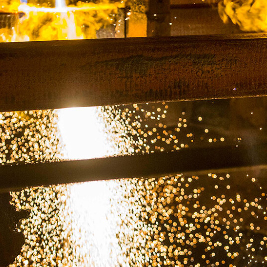 Việc mua lại US Steel có tác động sâu rộng và có thể làm lung lay nền tảng của ngành sản xuất Mỹ